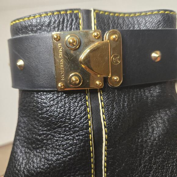 Louis Vuitton Suhali Leather Stud Pointed Ankle Boots Size 37.5 - Picture 9 of 12